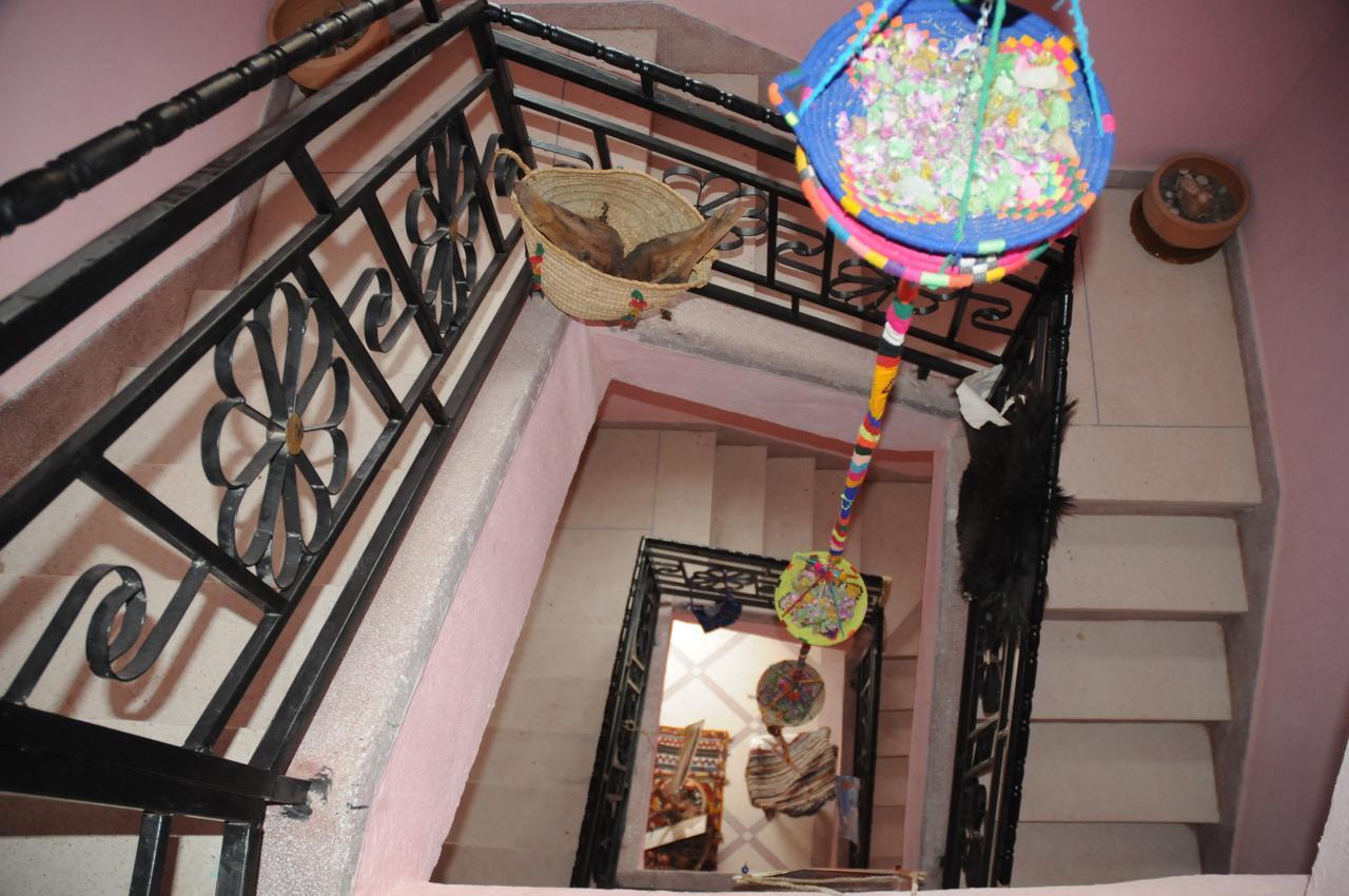 Auberge De La Jeunesse Tajda Экстерьер фото